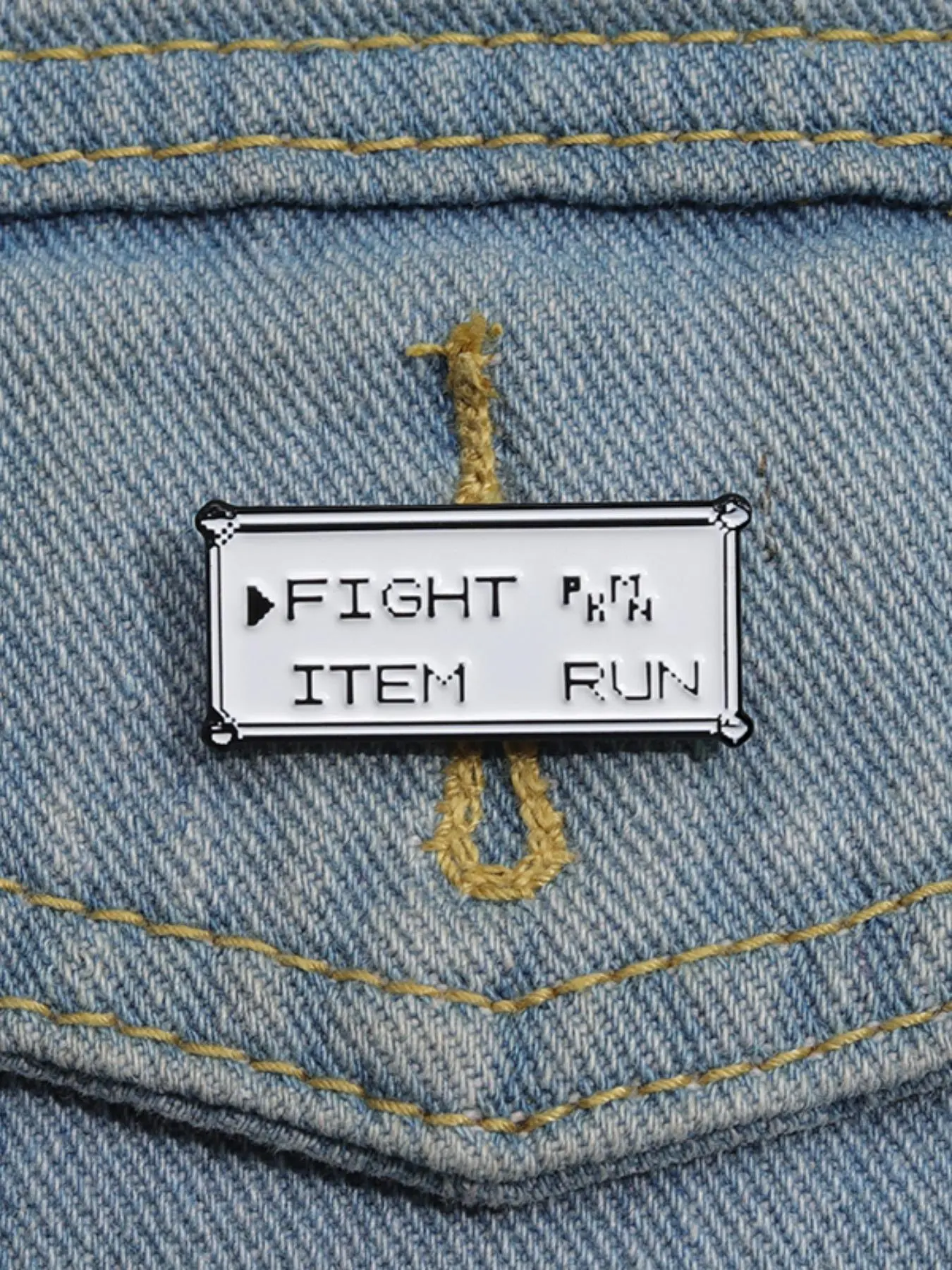 Letter Pattern Brooch, Alloy B - огляд і ціна Men Accessories All